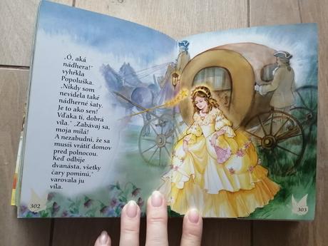 Kniha rozprávky o vílach a princeznách,