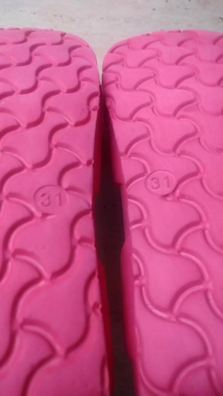 Dievčenské gumené sandále, 31