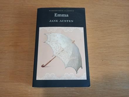 Jane austen v anglictine xs24, 