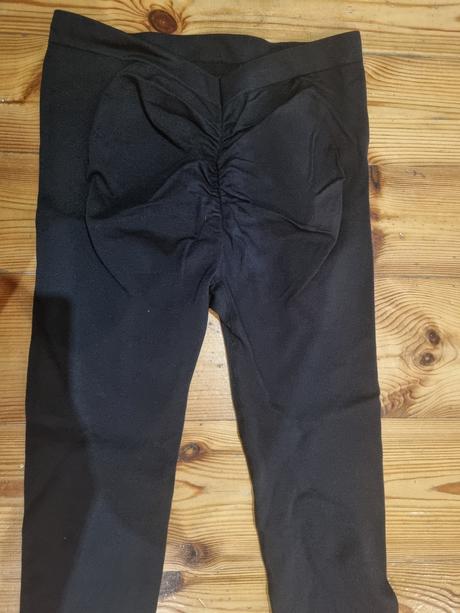 Legíny s pusch up efektom na zadku, s