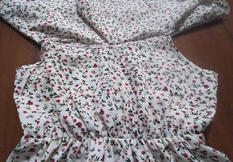 Šaty s kvetmi  158/164, 164