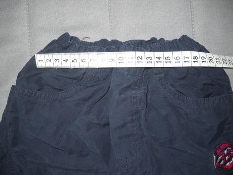 Tmavomodré zateplené gate, 86