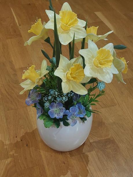 Velkonocne ikebany,