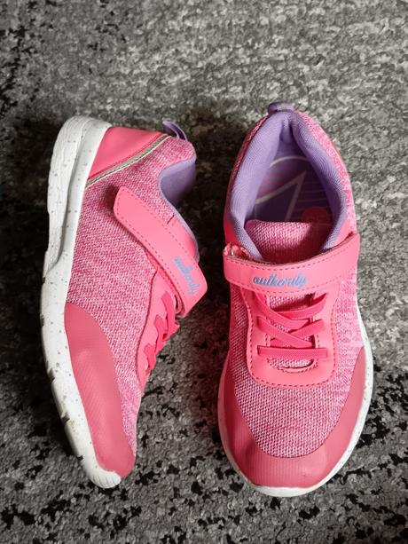 Tenisky, vnút. dĺžka 22 cm, authority,35