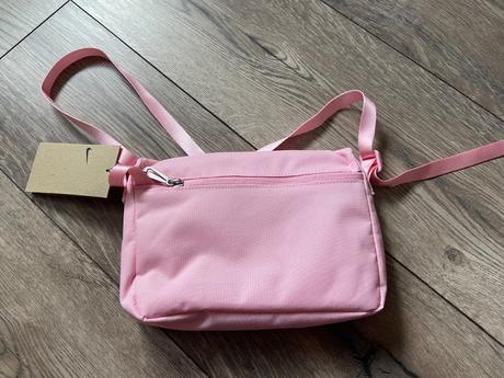 Nike crossbody dámska taška, nike