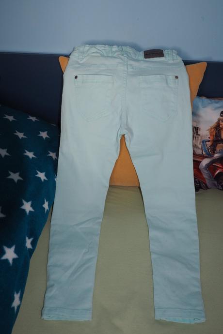 Dievčenské nohavice, 152