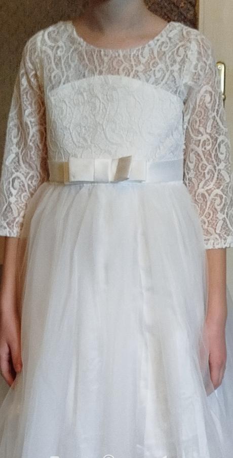 Šaty na prijímanie, 140