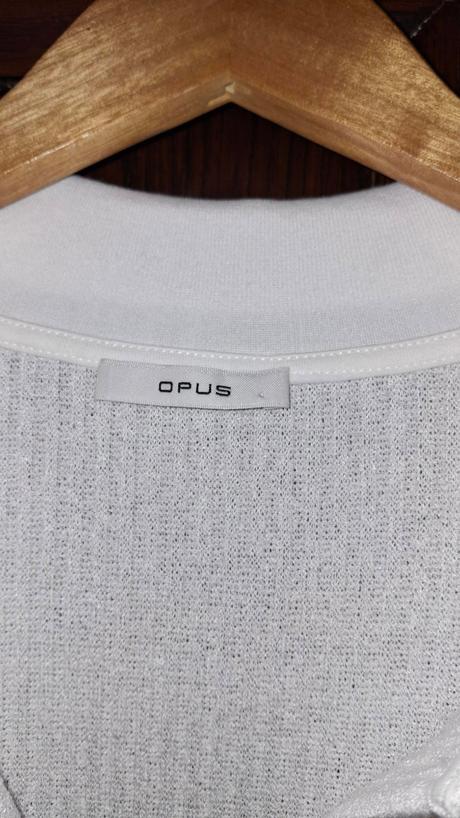 Biely kardigan opus 40, l