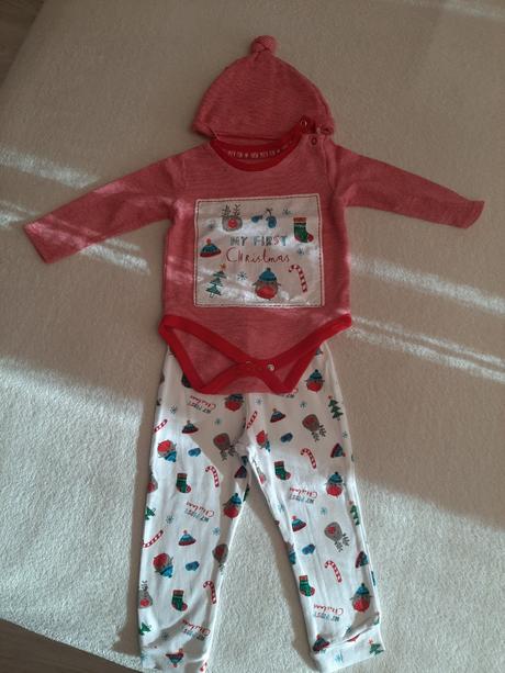 Vianocne oblecenie, 86