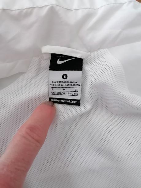 Sustiakova bunda nike 128-140, nike,128