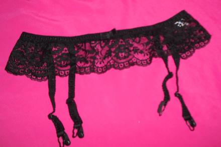 Naturana krajkovany luxusny podvazkovy pas, s