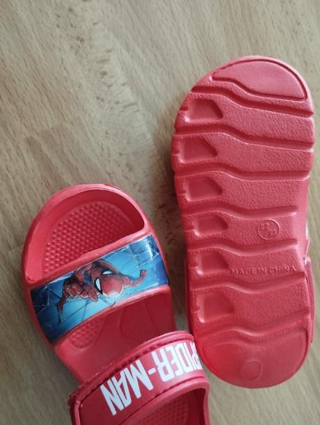 Sandálky už aj s poštovným, 22