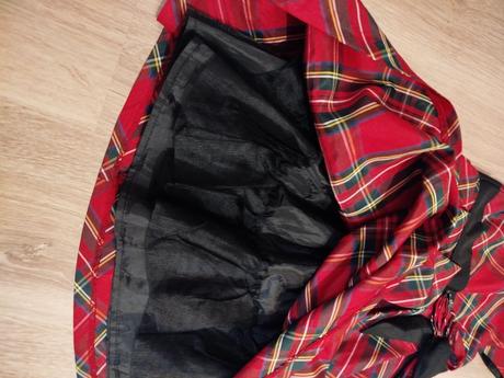 Vianočné šaty, 104