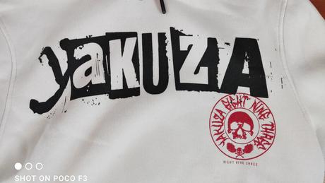 Mikina yakuza 1, l