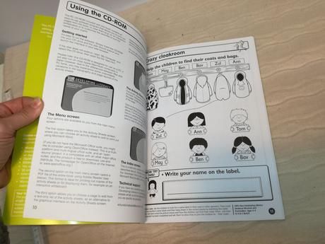 Developing literacy ages 4-5  nau20, 