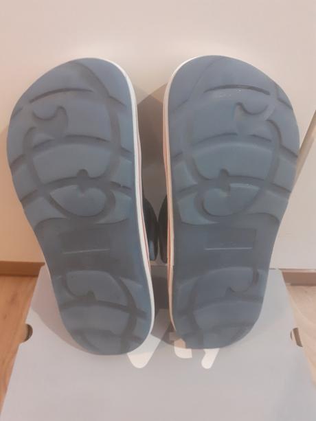 Šĺapky vty 35, deichmann,35