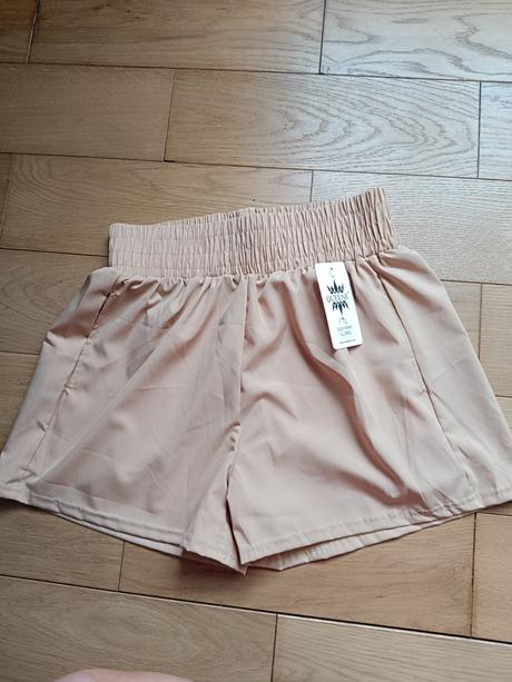 Šuštakové šortky, m