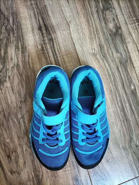 Halovky, deichmann,33