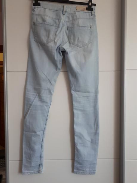 Dámske rifle, bershka,32