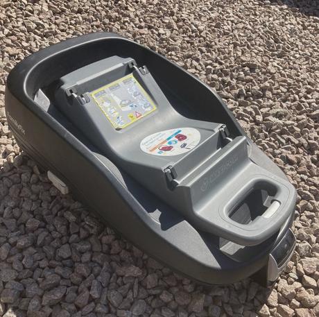 Maxi cosi vajicko + autosedacka + zakladna (2x), maxi cosi