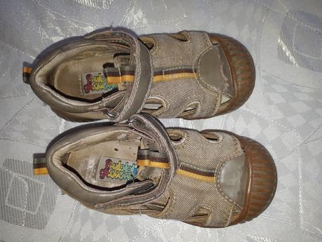 Sandalky na dopouzivanie, 25