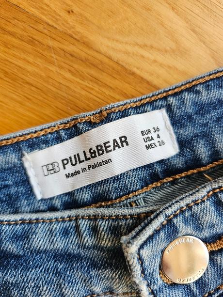 Rifle s vysokym pasom do zvonu, pull&bear,36