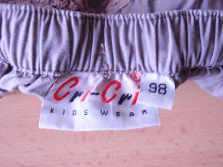 Dievčenská sukňa, 98