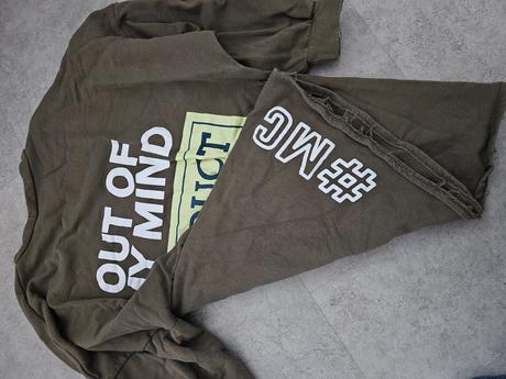 Raz oblečené mikino šaty, s