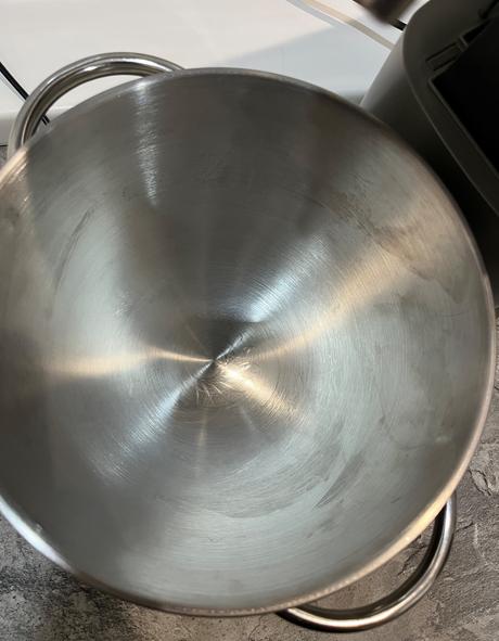 Kuchynský robot eta gratussino bravo ii 0023 90070, eta