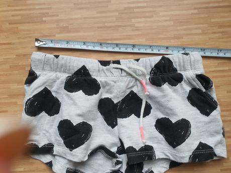 Pohodlne kratasky s vreckami, h&m,104