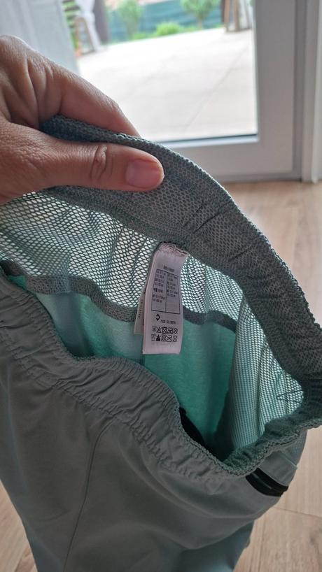 Sportove sortky, decathlon,152
