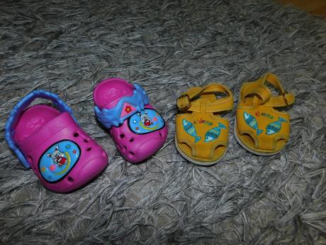 Sandalky +crosky, chicco,19