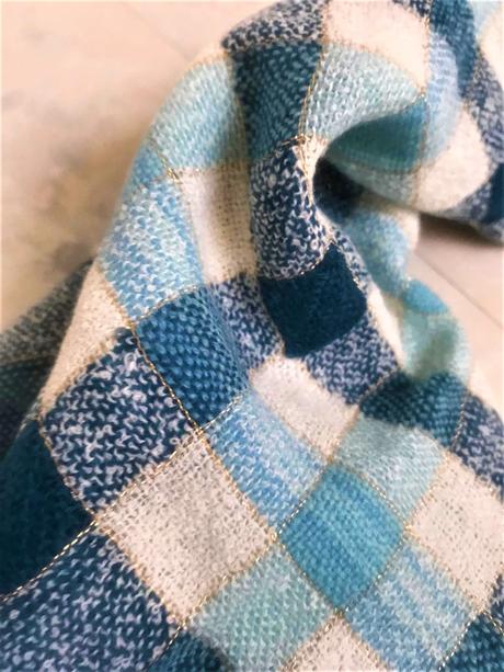 Šatka okolo krku, l