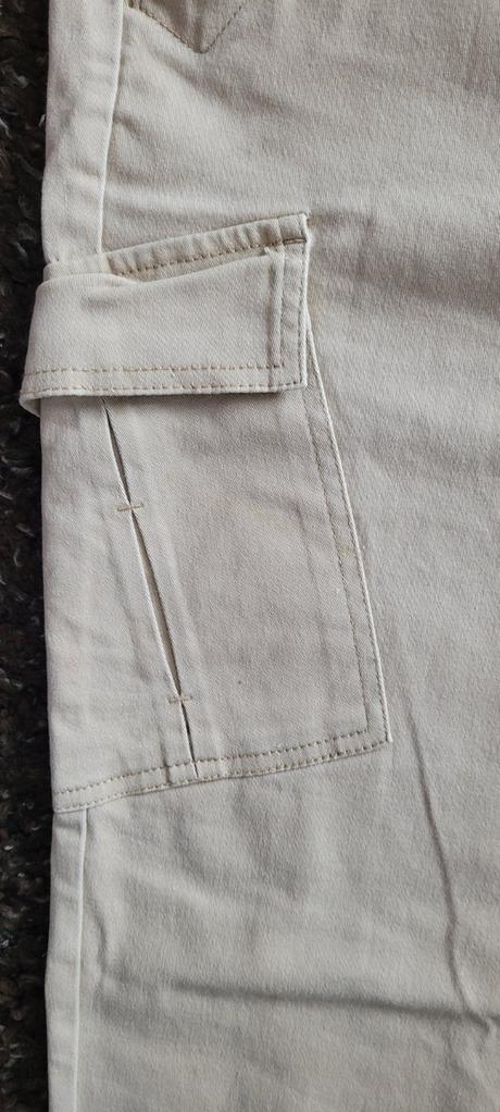 Kapsace minimalne nosene., sinsay,38