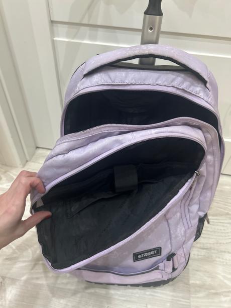 Školská taška na kolieskach, 