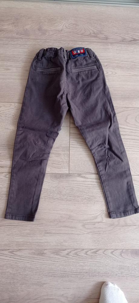 Nohavice, sergent major,104