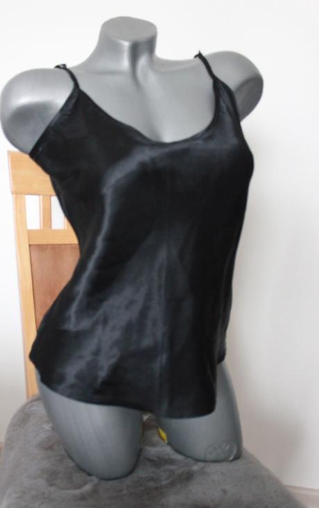 Satenova kosielka do pasa, m