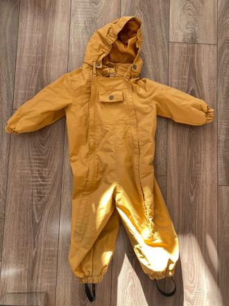 Kombinéza do dažďa, 92