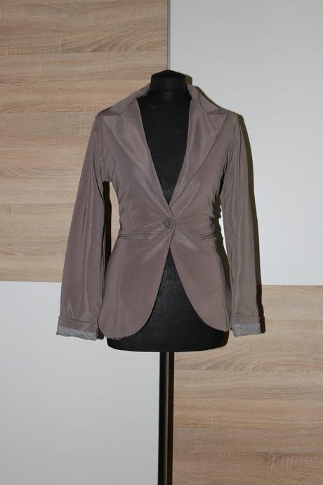 Štýlové dámske hnedé sačko, m