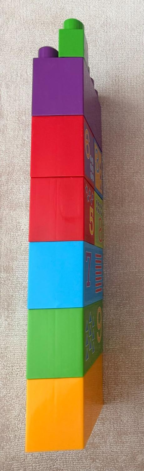 Mega bloks veľká kocka s číslami a obrázkami (12,5,