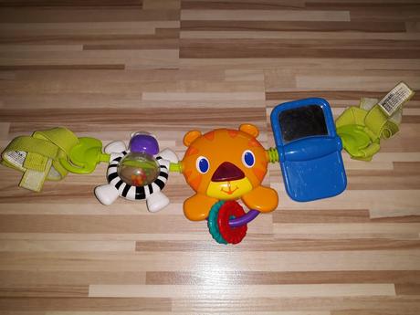 Hudobná závesná hra fisher price,