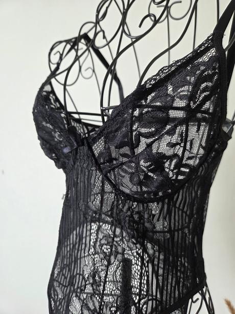 Čipkované body m, m