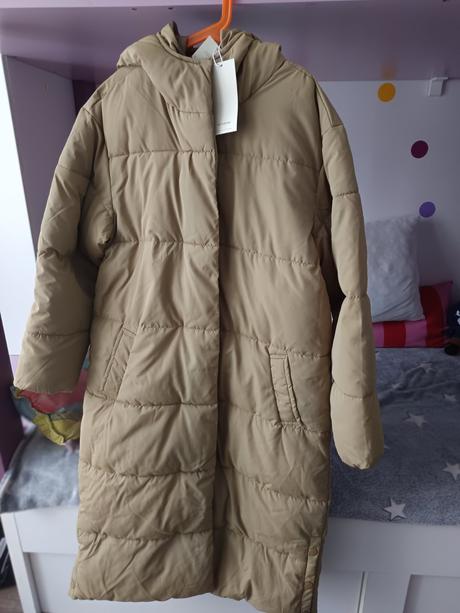 Dlhá bunda, reserved,158