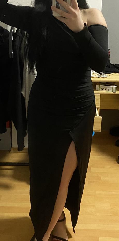 Slávnostné šaty, s