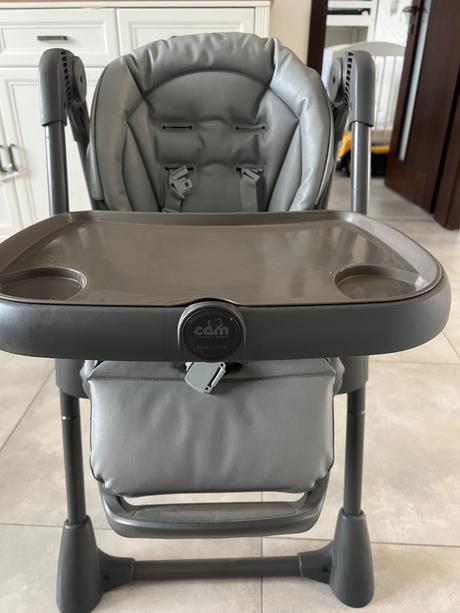 Jedálenská stolička -cam, cam