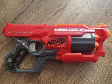 Nerf zbraň,