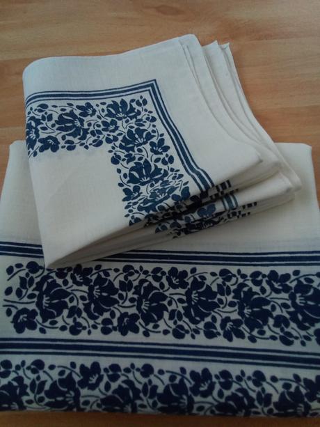 Obrus s prestieranim,