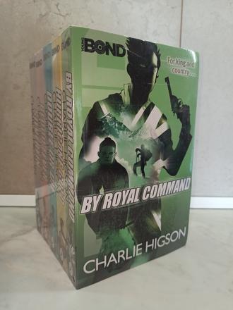 Charlie higson young bond collection, 