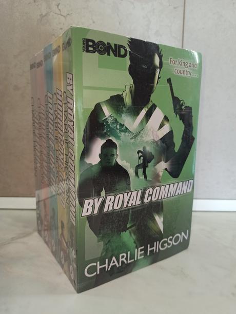 Charlie higson young bond collection, 