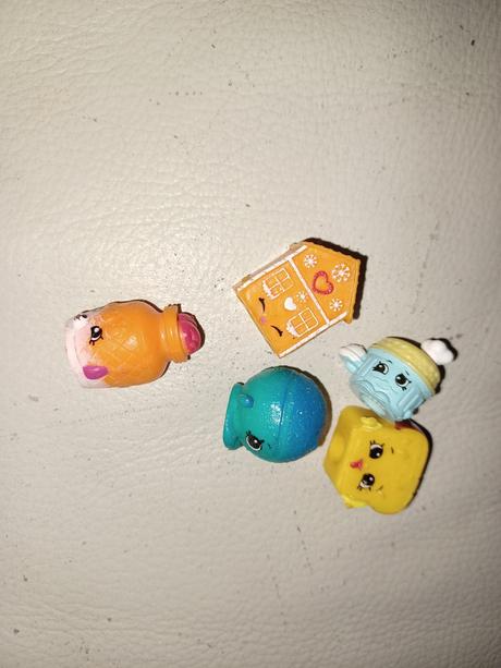 Shopkins karavan s babikou,